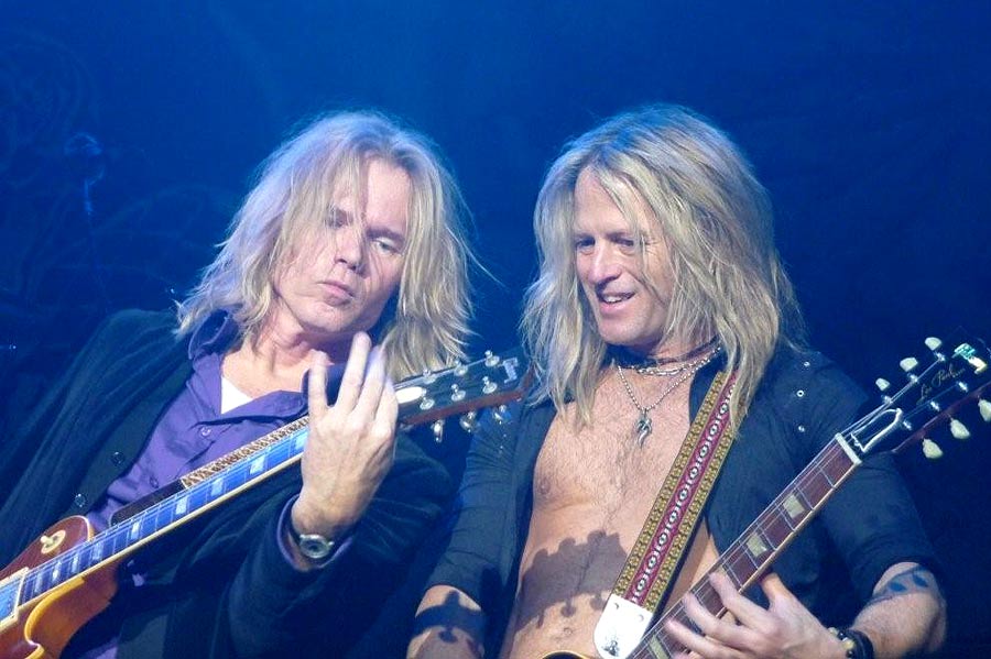 Whitesnake live, Adrian Vandenberg and Doug Aldrich